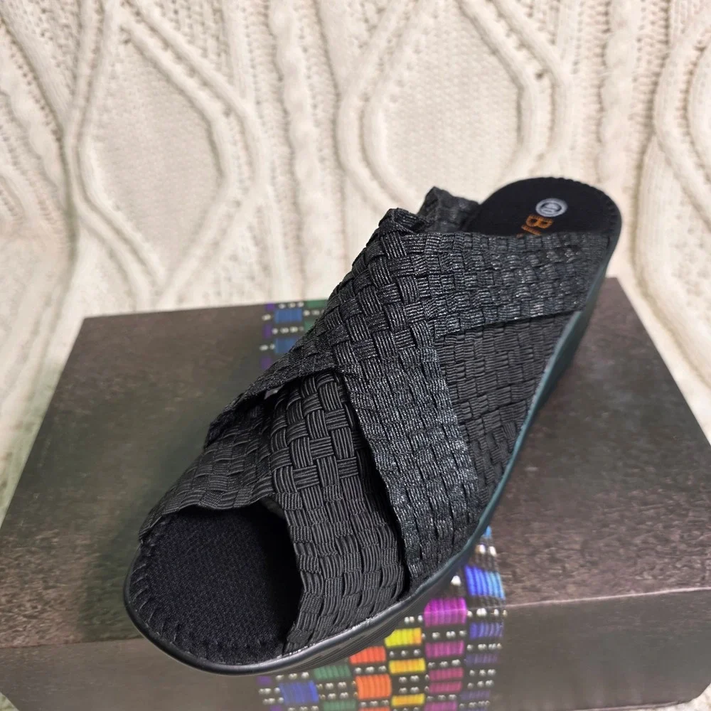 Bernie Mev Bernadette Black Metallic Woven Wedge Slides Sandals Womens 40 9 NEW